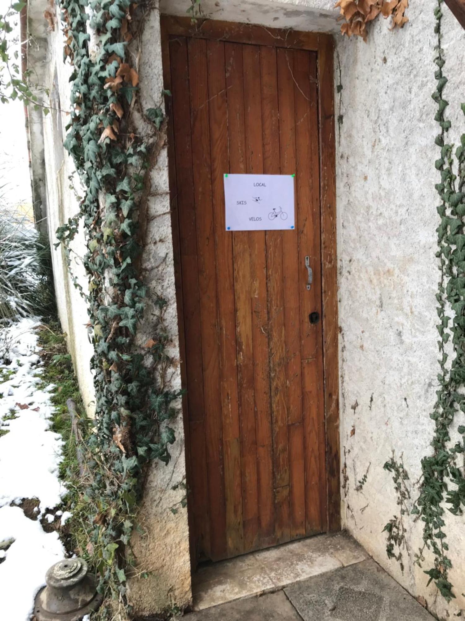 Appartement Dans Maison Brié-et-Angonnes Eksteriør bilde
