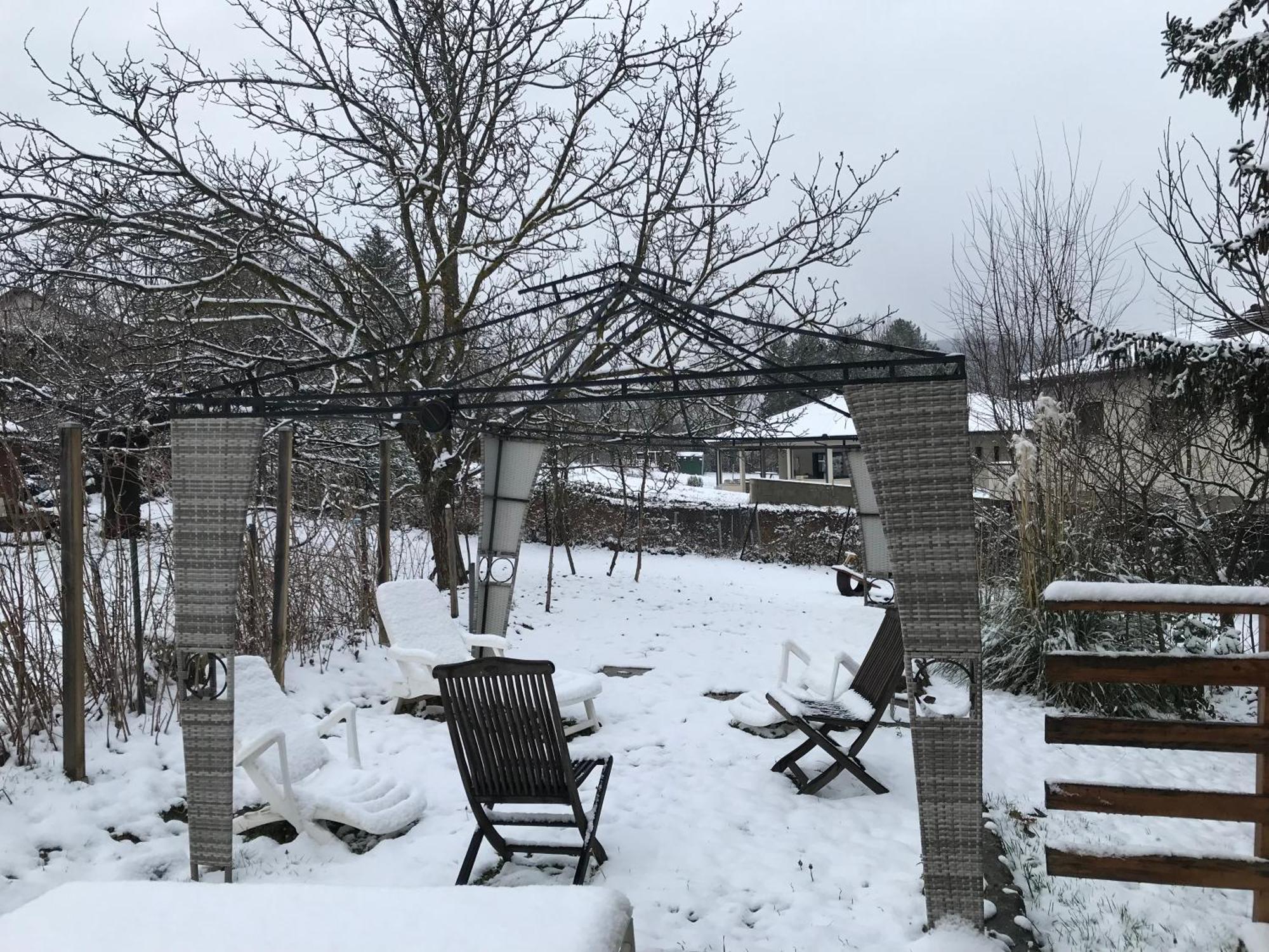 Appartement Dans Maison Brié-et-Angonnes Eksteriør bilde