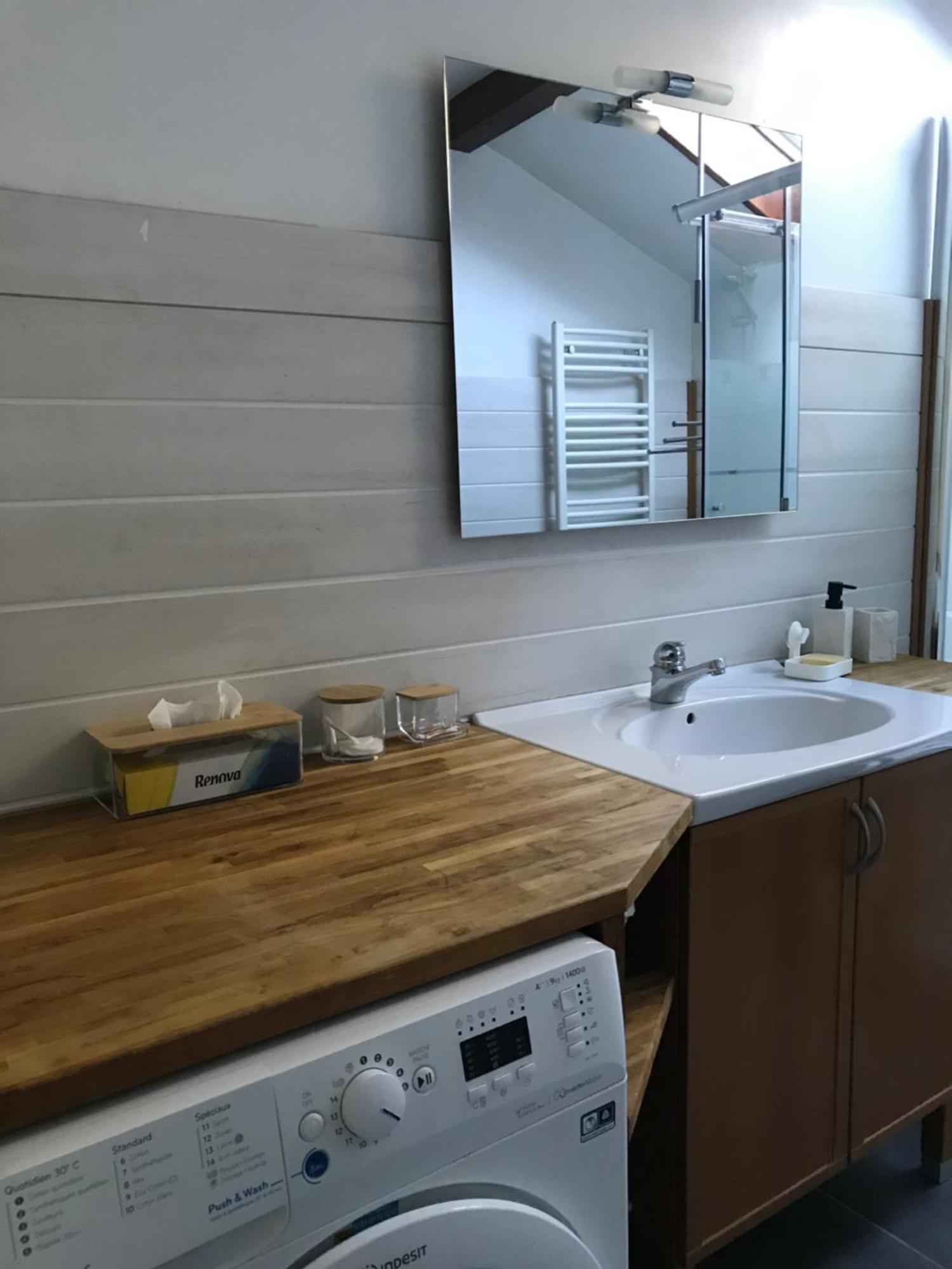 Appartement Dans Maison Brié-et-Angonnes Eksteriør bilde